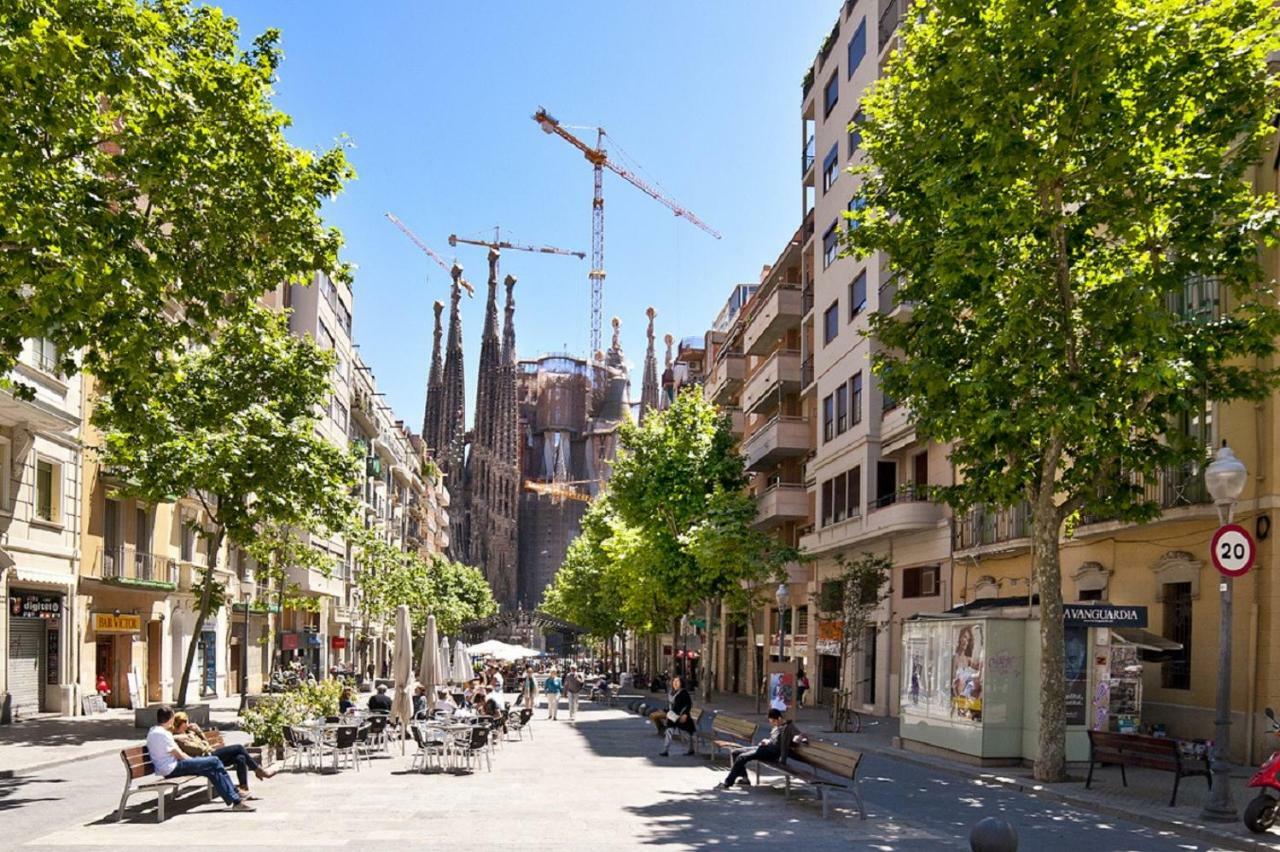 Tendency Sagrada Familia Deluxe Барселона Экстерьер фото